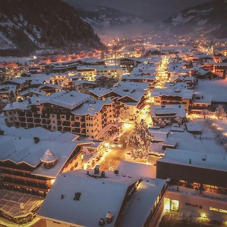 Strass- Aparthotel Mayrhofen Eksteriør bilde