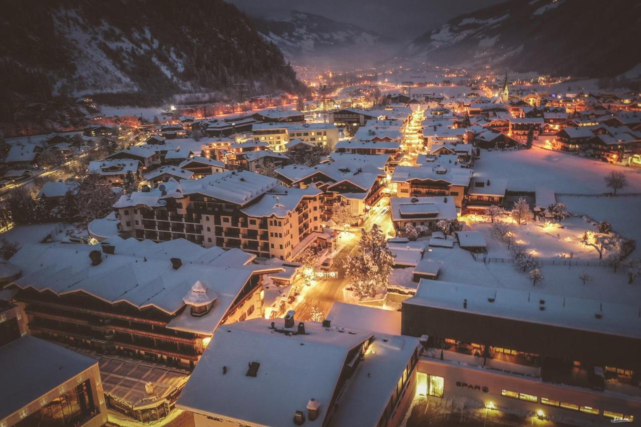 Strass- Aparthotel Mayrhofen Eksteriør bilde