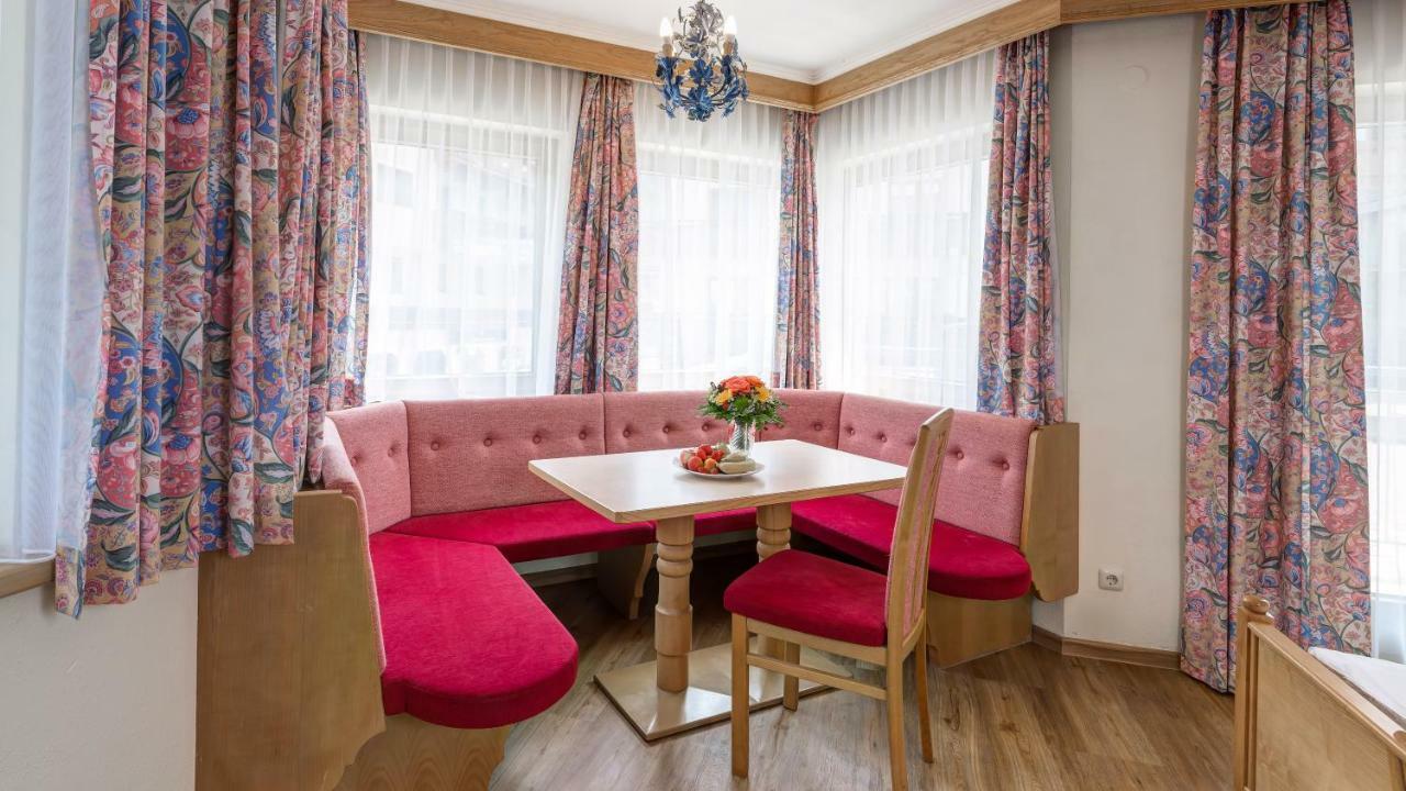 Strass- Aparthotel Mayrhofen Eksteriør bilde